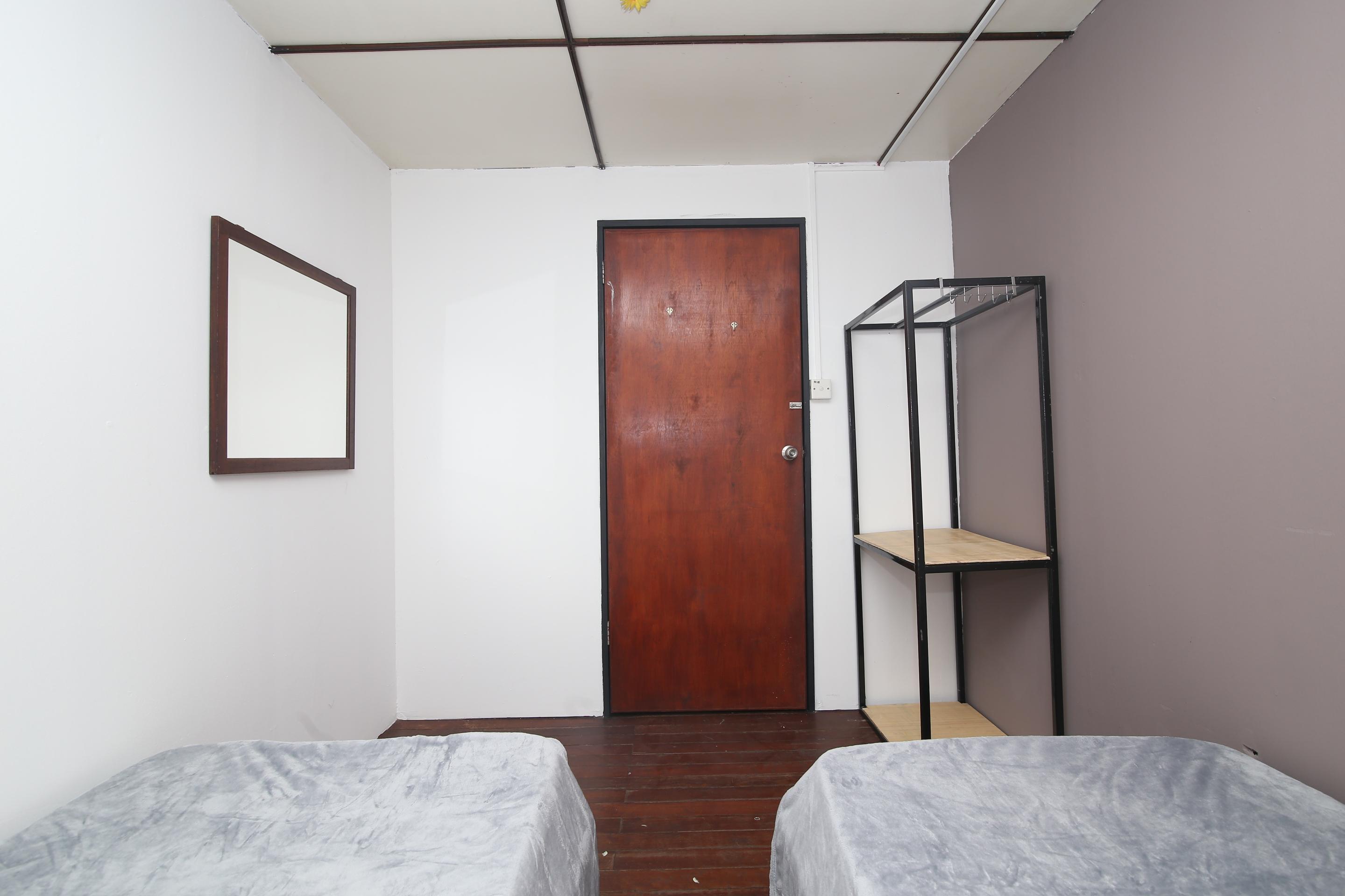Spot On 90141 Threehouse Bed & Breakfast Kuching Exterior photo
